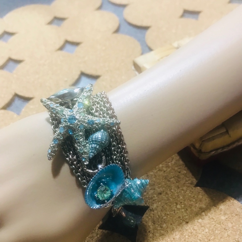 Beautiful bracelets - Picture 8 of 8